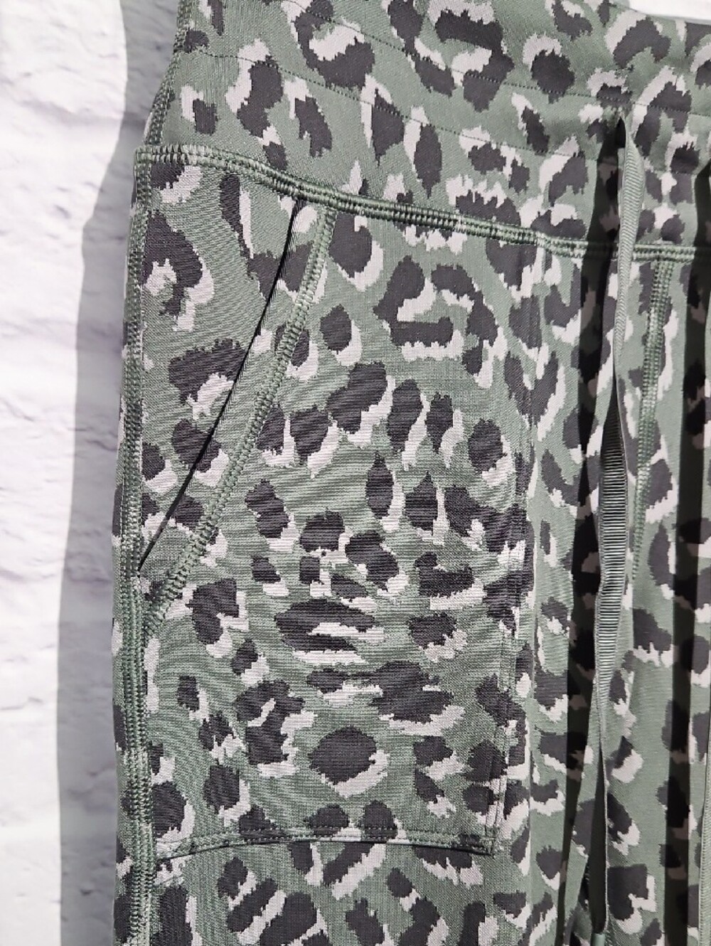 Offline By Aerie High-Waist Olive Leopard Print Leggings with Drawstring - Picture 4 of 6